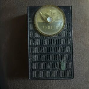 The Zenith Royal 55C Converta Shirt Pocket Size Radio